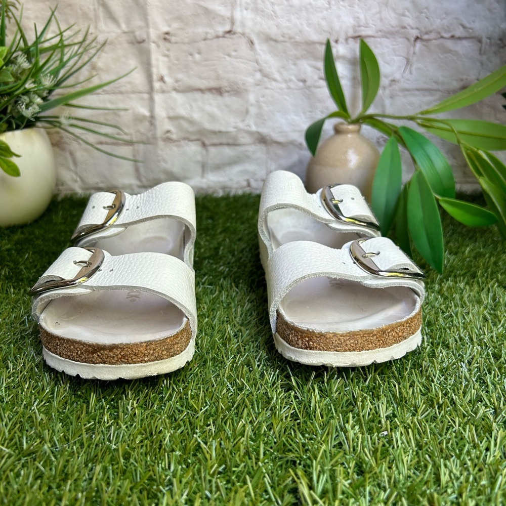BIRKENSTOCK Arizona Big Buckle white Leather size 41 US 10-10.5 gently used - Picture 8 of 15
